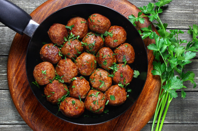 Alida’s Appetizer Meatballs Recipe